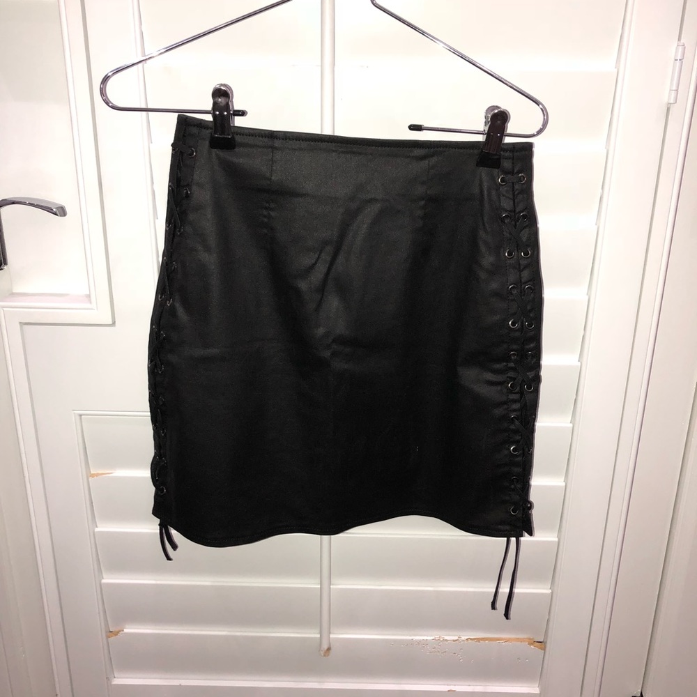 French connection lace leather mini skirt